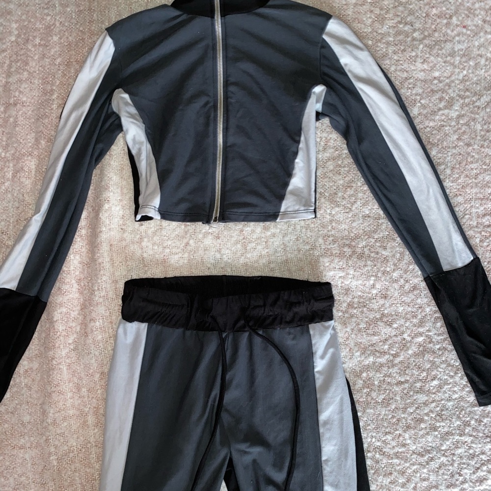 Runs tight, hugs curves !